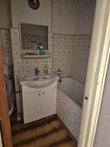 Apartament cu 2 camere decomandat în 1 Mai