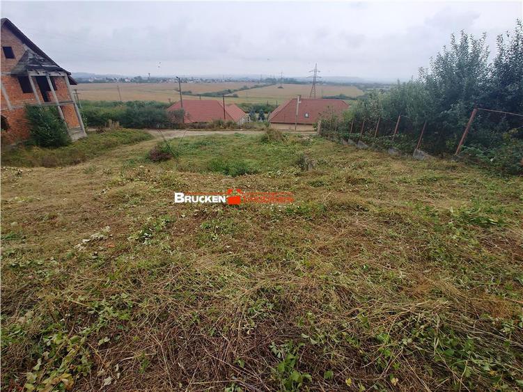 LOC DE CASA CU PANORAMA SUPERBA - 4