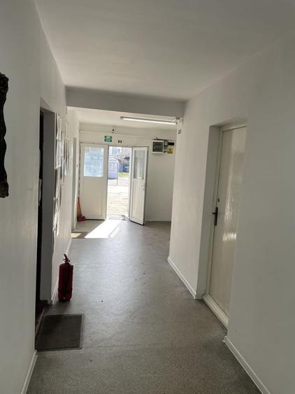 Spațiu comercial, de 78 mp, în Viforâta