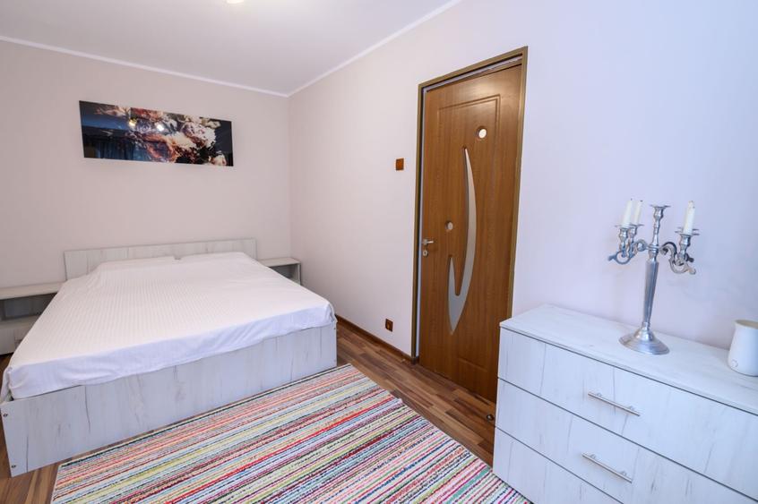 Apartament cu 2 camere semidecomandat în Casa de Cultură