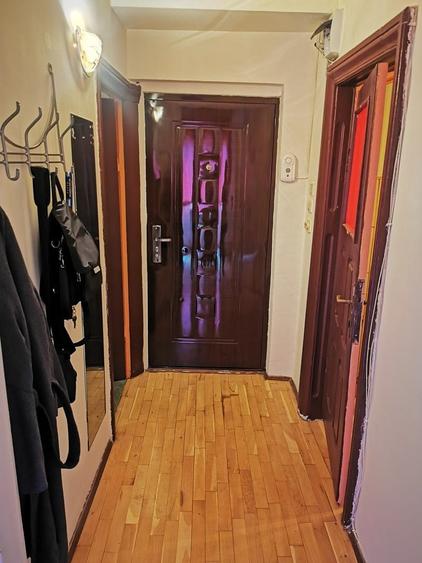 Garsonieră semidecomandată în P-ța Unirii