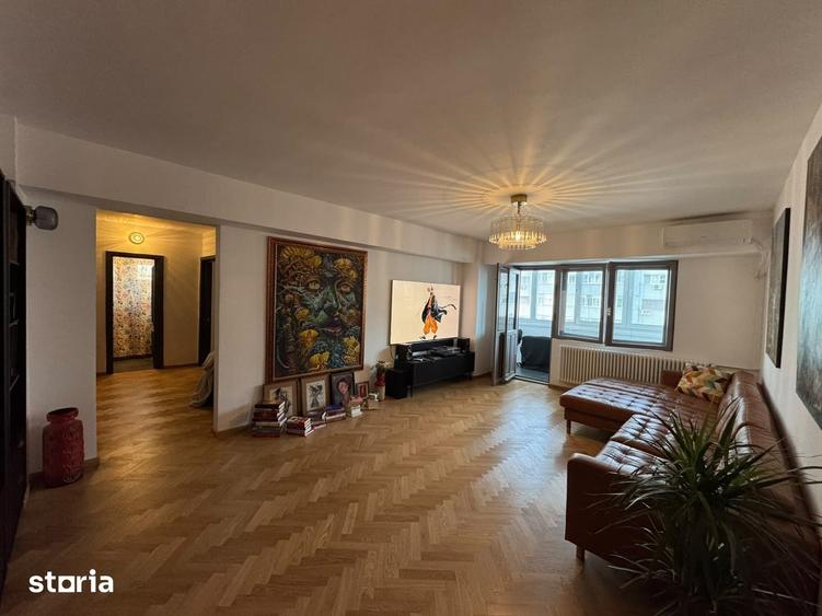 Apartament cu 3 camere semidecomandat în Grivița