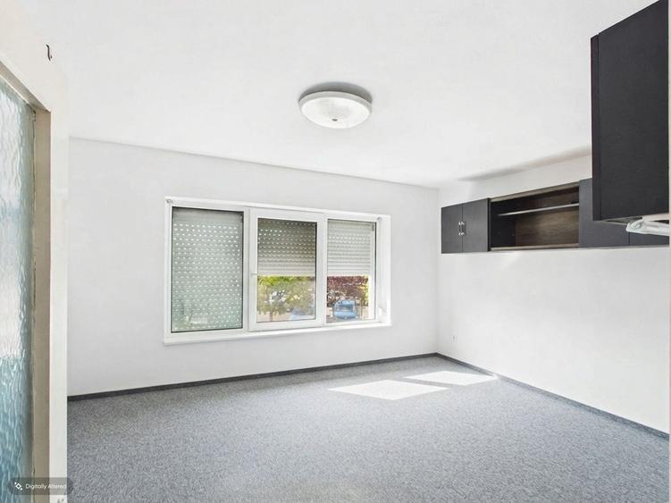 Spațiu comercial, de 62 mp, în Rogerius