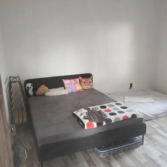 Casă cu Teren 5800 Mp în Central