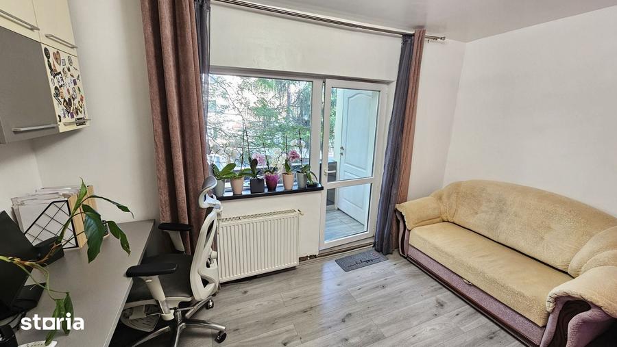 Apartament cu 3 camere, mobilat în Zorilor