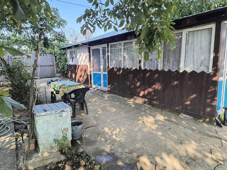 Casa si teren de vanzare 1550 mp - 3