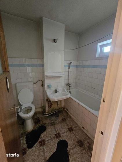 Apartament cu 2 camere decomandat în Vest