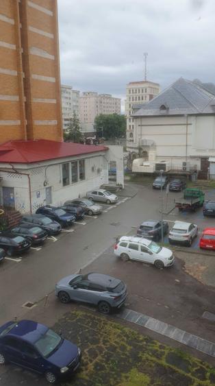 Apartament cu 2 camere decomandat în Ultracentral
