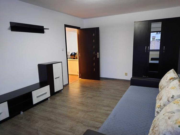 Apartament cu 2 camere decomandat în Ștefan cel Mare