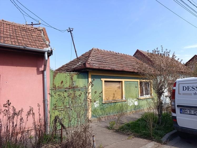 Casă cu 2 camere în Betfia