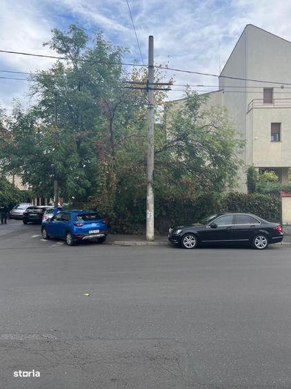 Teren de 180 mp, în Vatra Luminoasă
