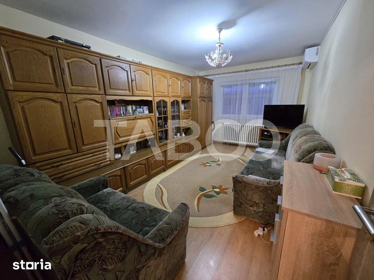 Apartament cu 2 camere decomandat în Terezian