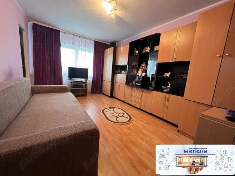 Apartament cu 2 camere decomandat în Micro 16