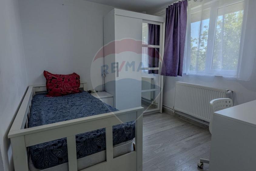 Casă individuală cu 3 camere cu Teren 160 Mp în Central