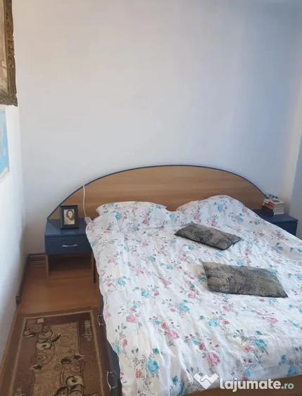 Apartament cu 3 camere decomandat, mobilat în Astra