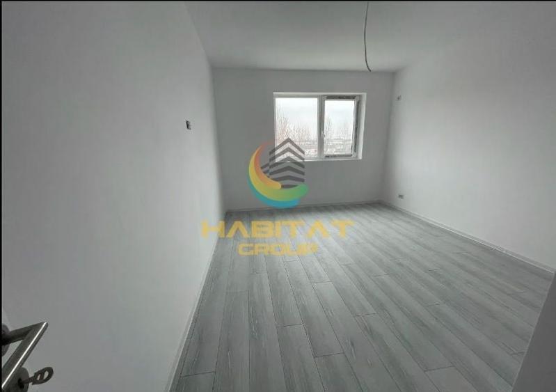 Apartament cu 2 camere decomandat în Apărătorii Patriei