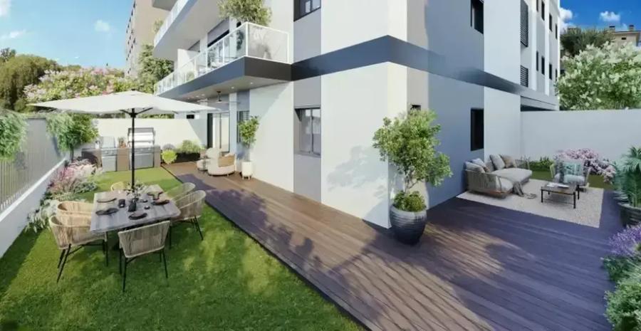 Apartament cu 3 camere semidecomandat în Vitan
