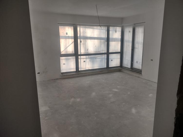 Apartament cu 2 camere decomandat în Moșilor