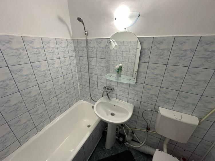 Apartament cu 2 camere în Valea Adâncă