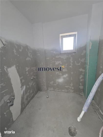 Apartament cu 3 camere decomandat în Solidarității