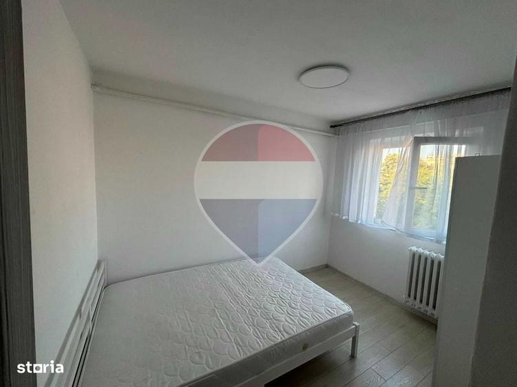 Apartament cu 3 camere decomandat în Tătărași