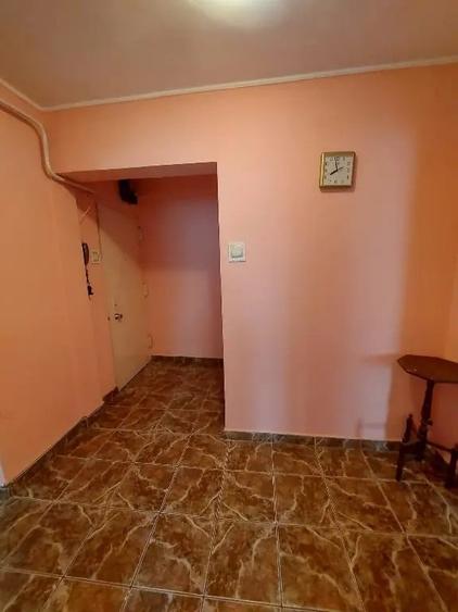 Apartament cu 2 camere în Micro 21
