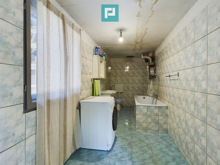 Casă individuală cu 4 camere cu Teren 950 Mp în Cruceni