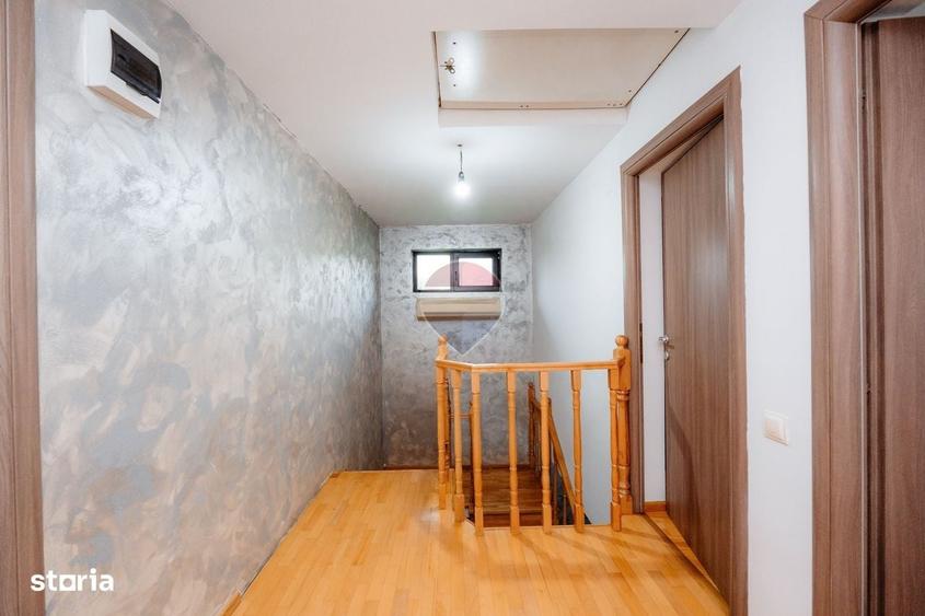 Casă cu 4 camere în Piscani