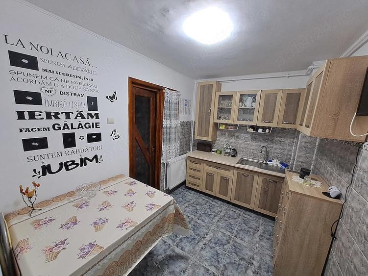 Garsonieră decomandată în Central