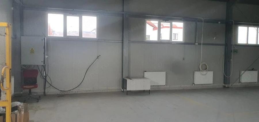 Spațiu comercial, de 1,500 mp, în Călinești