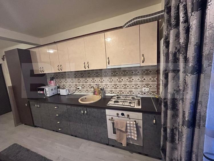 Apartament cu 2 camere semidecomandat, mobilat în Exterior Est