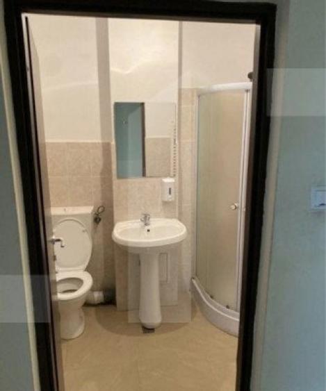 Spațiu comercial, de 160 mp, în Baciu