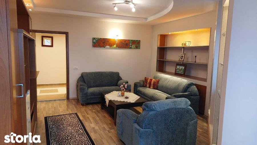 Apartament cu 2 camere, mobilat în Delfinariu