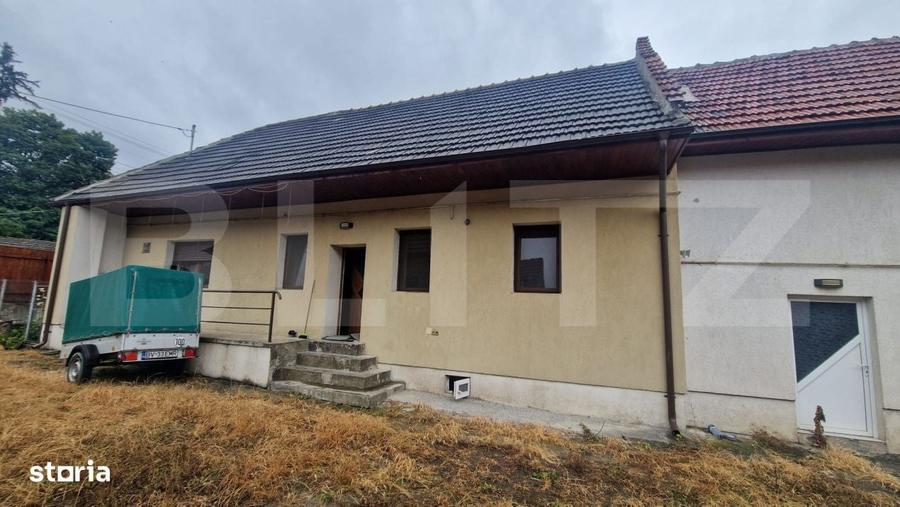 Casă cu 4 camere în Central