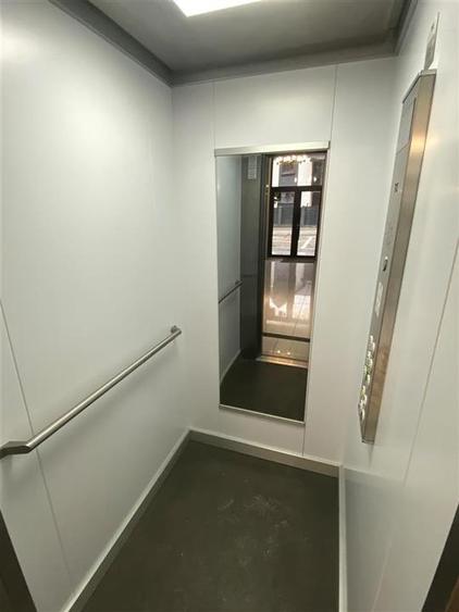 Garsonieră decomandată în Vișani