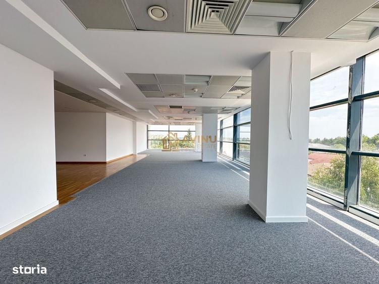 Spațiu comercial, de 4,000 mp, în Central