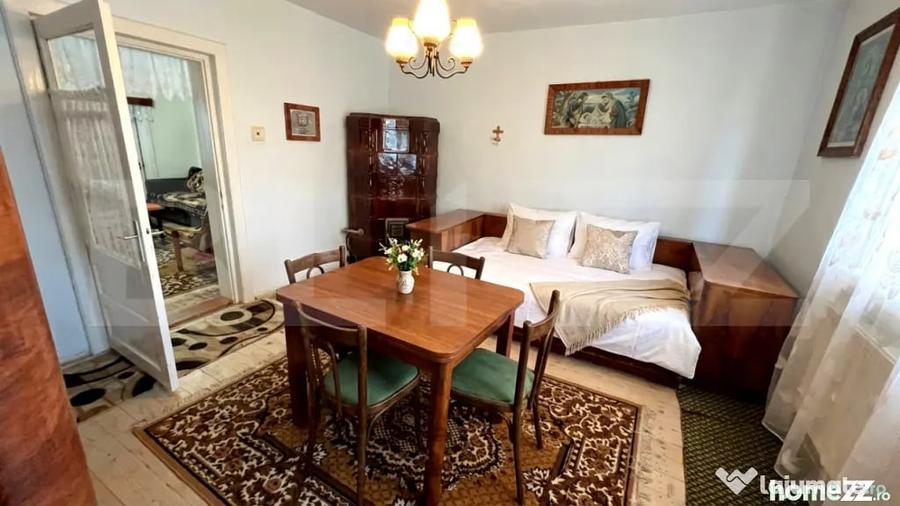Casă cu 4 camere cu Teren 200 Mp în Central
