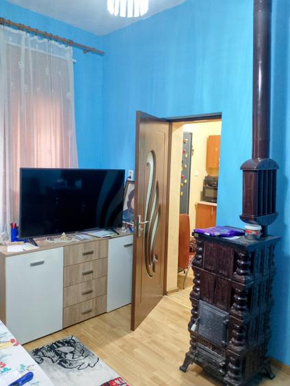 Casă individuală cu 2 camere cu Canalizare în Traian