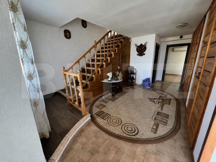 Casă cu 3 camere cu Teren 800 Mp în Central