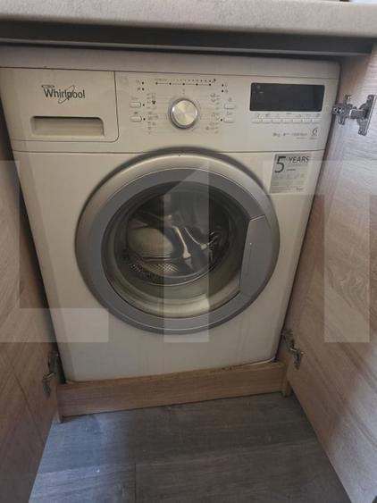 Apartament cu 3 camere semidecomandat, mobilat în Ozun