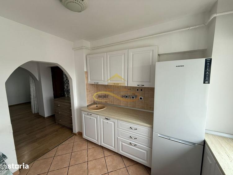 Apartament cu 3 camere în Banca Națională