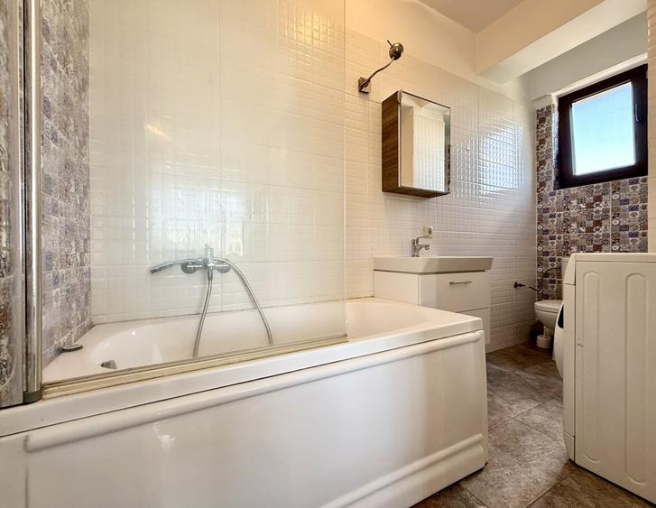 Apartament cu 2 camere semidecomandat, mobilat în Jiului