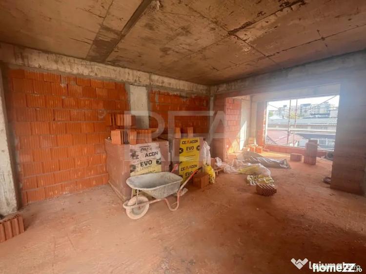 Apartament cu 3 camere decomandat în Unirii