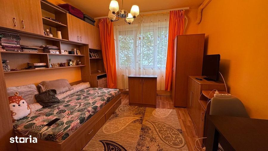 Garsoniera de vanzare, str. Poieni?ei - 5