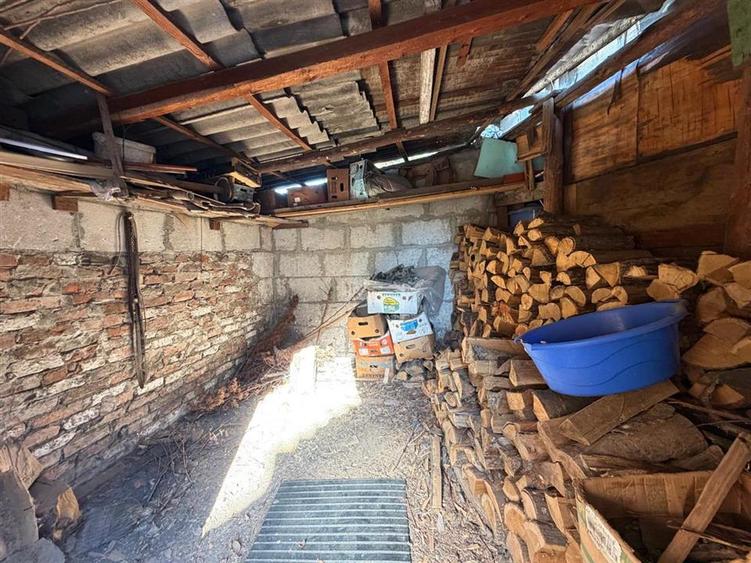 Casă cu 3 camere cu Teren 904 Mp în Spitalul Județean