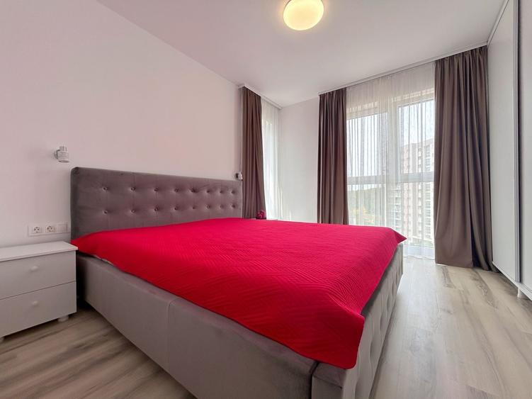 Apartament cu 3 camere decomandat, mobilat în Lipovei
