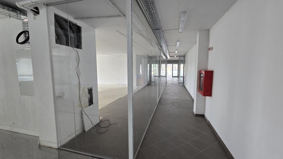 Spațiu comercial, de 102 mp, în 1 Mai