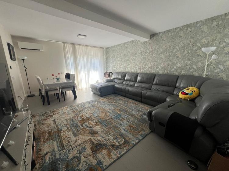 Duplex cu 4 camere cu Canalizare în Pipera