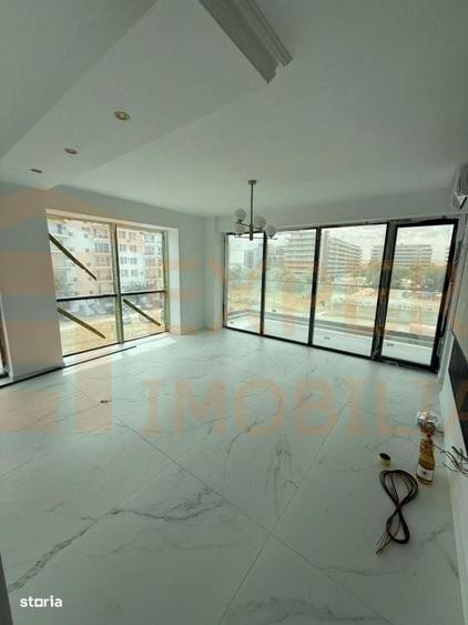 Apartament cu 2 camere decomandat în Nord — fotografia 3
