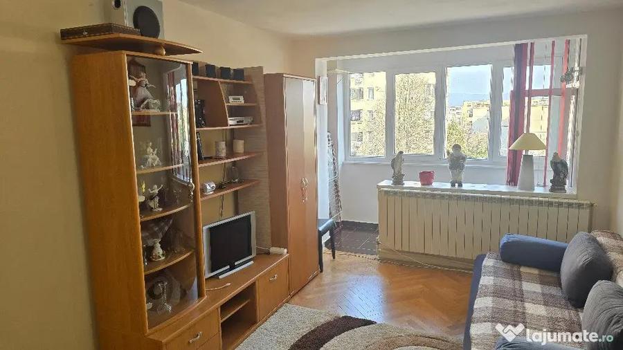 Apartament cu 2 camere decomandat în Bălcescu